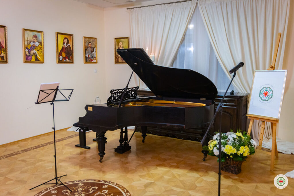 Magiczny wieczór przy zabytkowym fortepianie