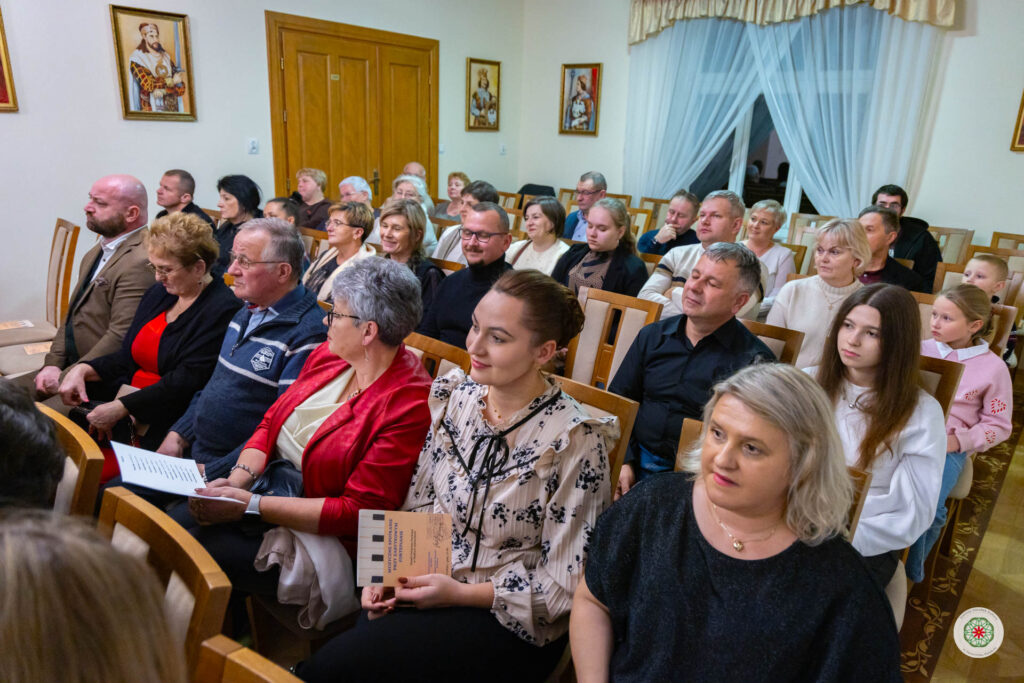 Magiczny wieczór przy zabytkowym fortepianie