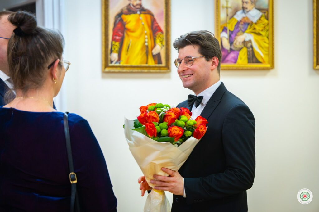 Muzyczna uczta z Chopinem – pierwszy recital za nami!